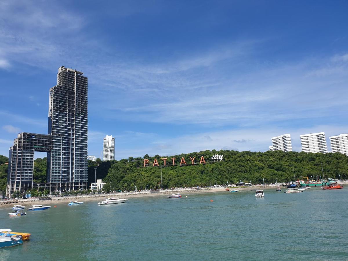 Secrets - Pattaya Hotel Kültér fotó